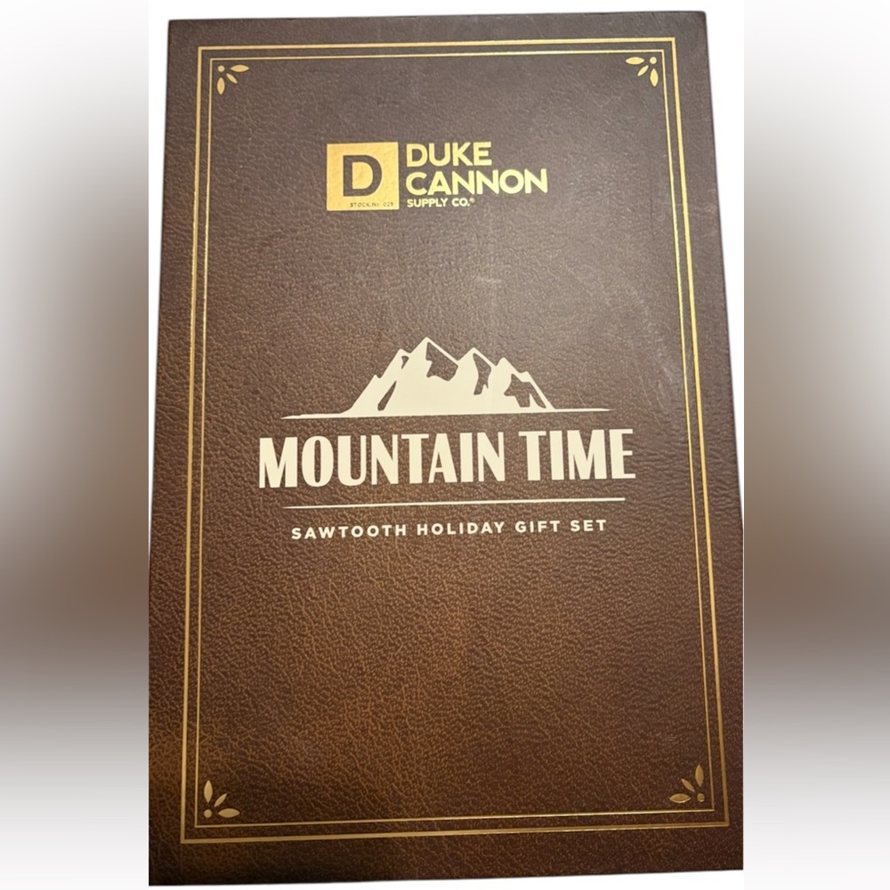 DUKE CANNON Mountain Time Sawtooth Holiday Gift Set - Picture 2 of 5